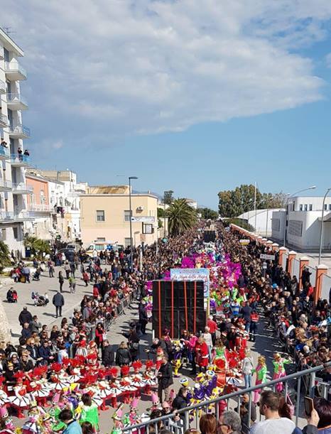 LA CITTÀ DELLE MERAVIGLIE, PARTECIPAZIONE INCREDIBILE A MANFREDONIA
