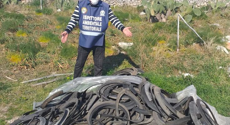 ALTRO RITROVAMENTO DI OLI ESAUSTI, PNEUMATICI E BICI