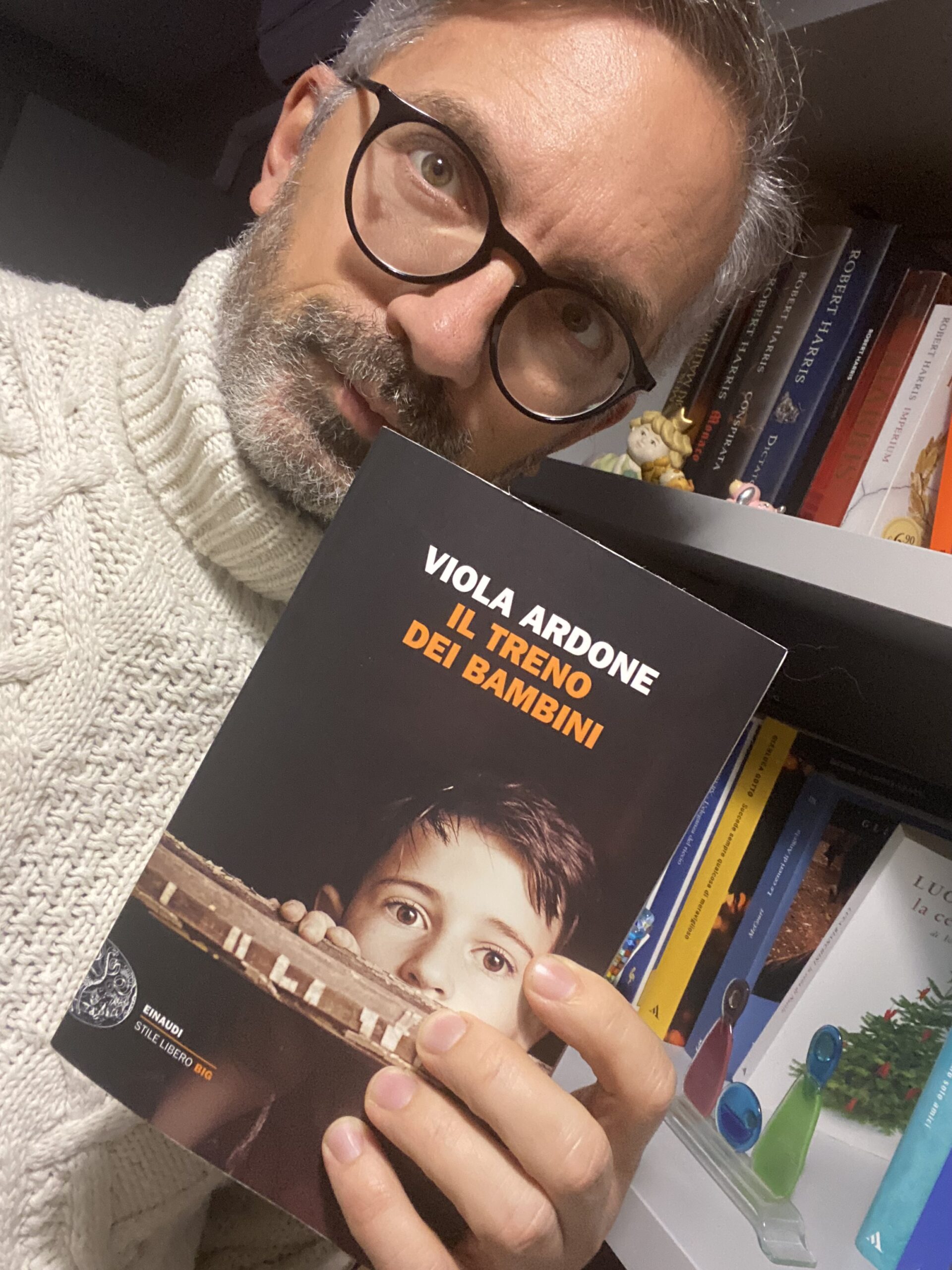 Il treno dei bambini, il romanzo di Viola Ardone