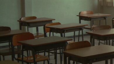 Un’aula dal muro pistacchio