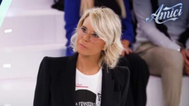  È brutto quello che fai . Amici 22, litigano e abbandona la sala prove:  Ci vuole rispetto 