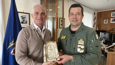 Centenario dell Aeronautica Militare, il sindaco di Manfredonia omaggia il Comandante della base di Amendola
