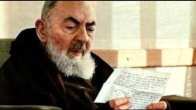  Quando Padre Pio leggeva le lettere dei devoti attraverso la sua anima di visioni 