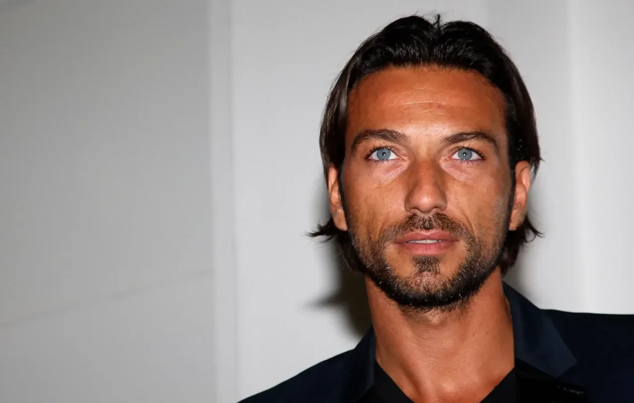 Costantino Vitagliano pronuncia parole