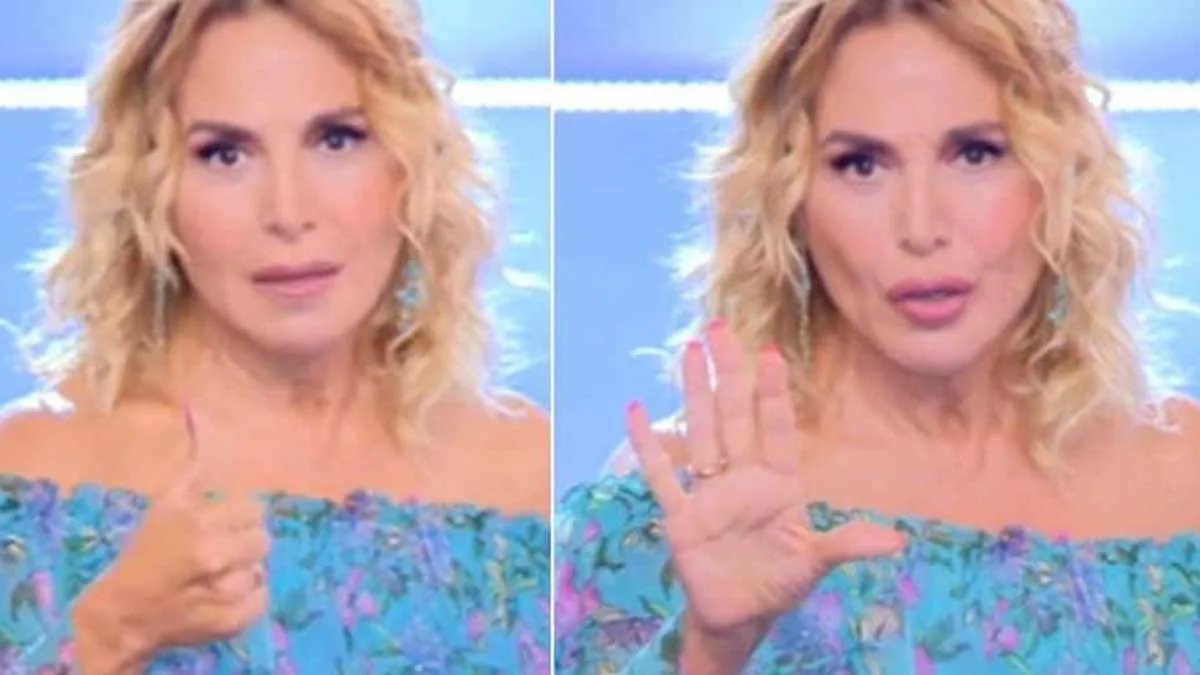 foto Barbara D'Urso Pomeriggio 5