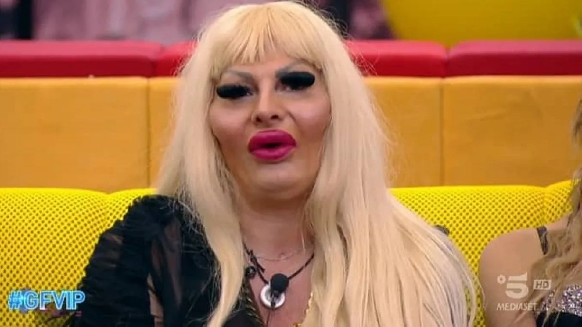 foto grande fratello elenoire ferruzzi