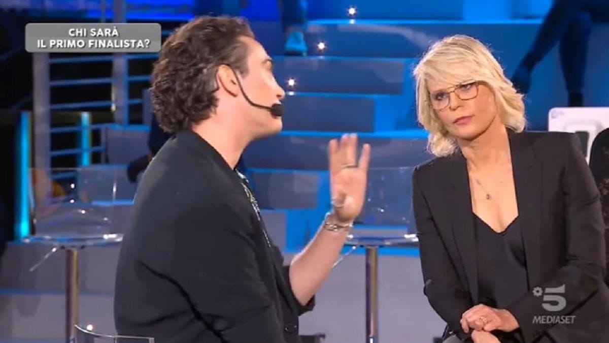foto Amici 23 Michele Bravi Maria De Filippi