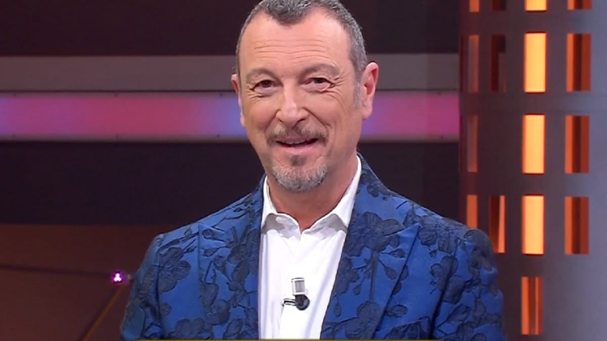 foto Amadeus chissà chi è