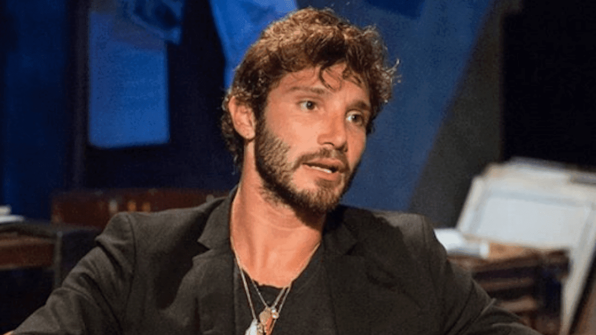 foto Stefano de martino affari tuoi