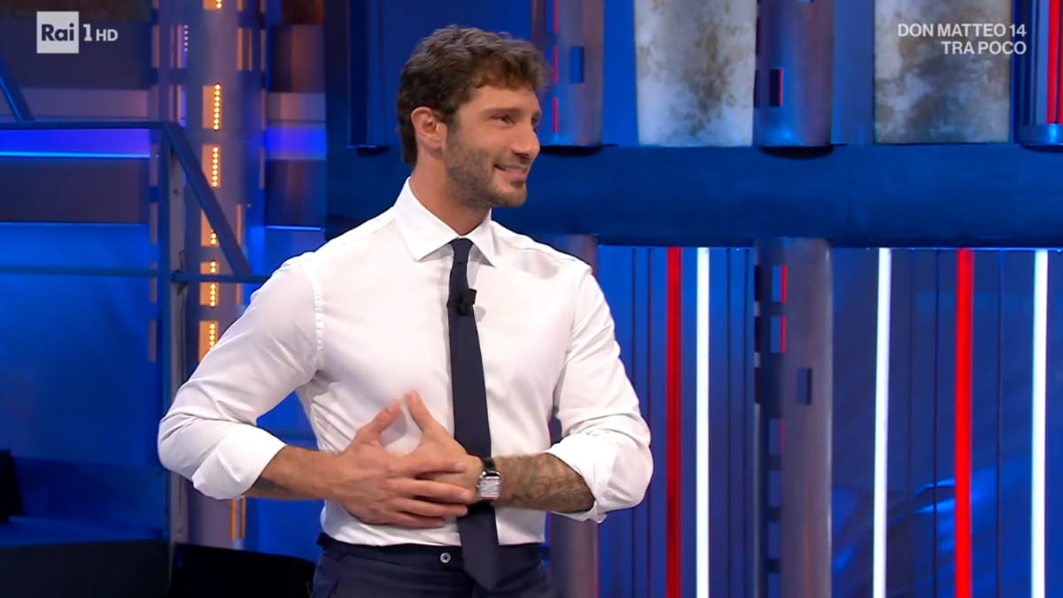 foto affari tuoi stefano de martino