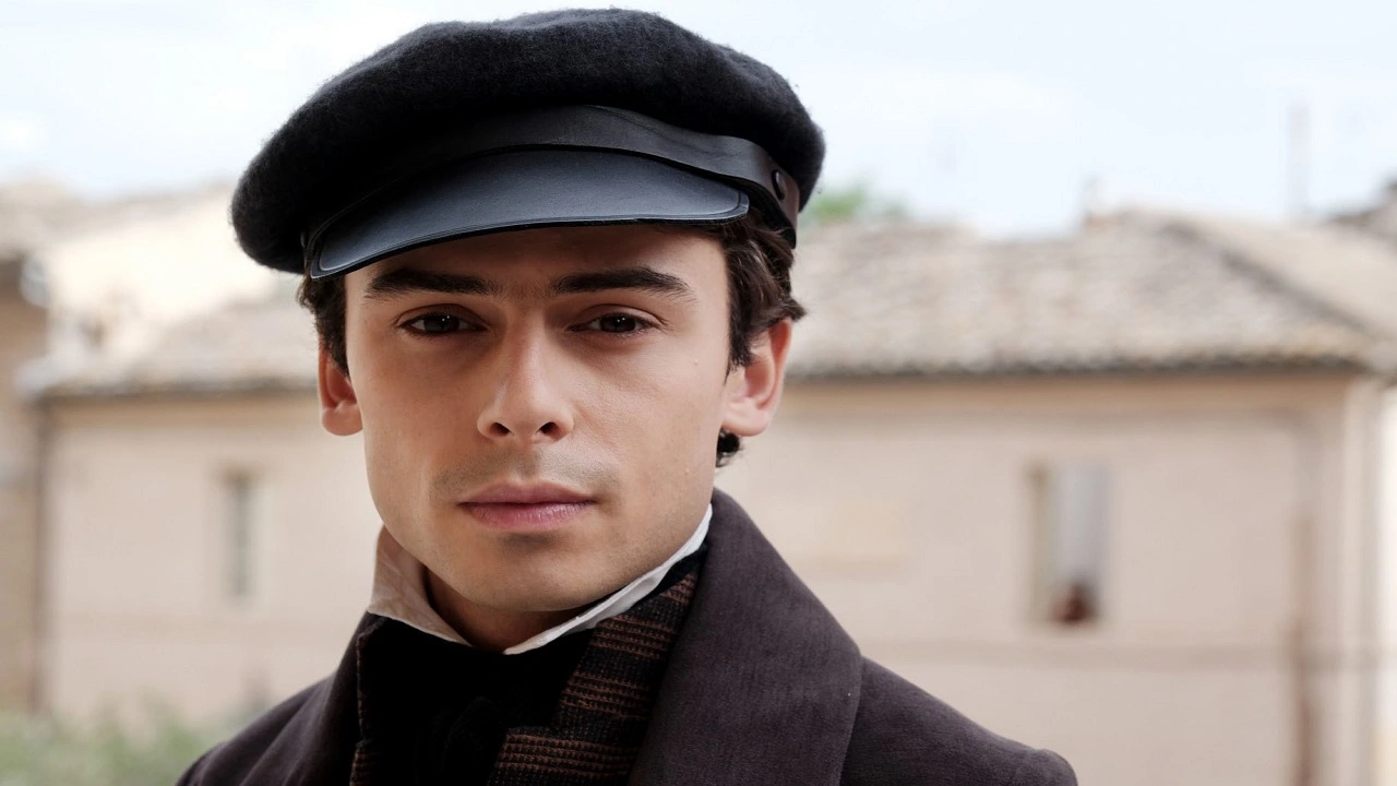 Aldo Grasso distrugge la serie tv su Leopardi: “È una caricatura”