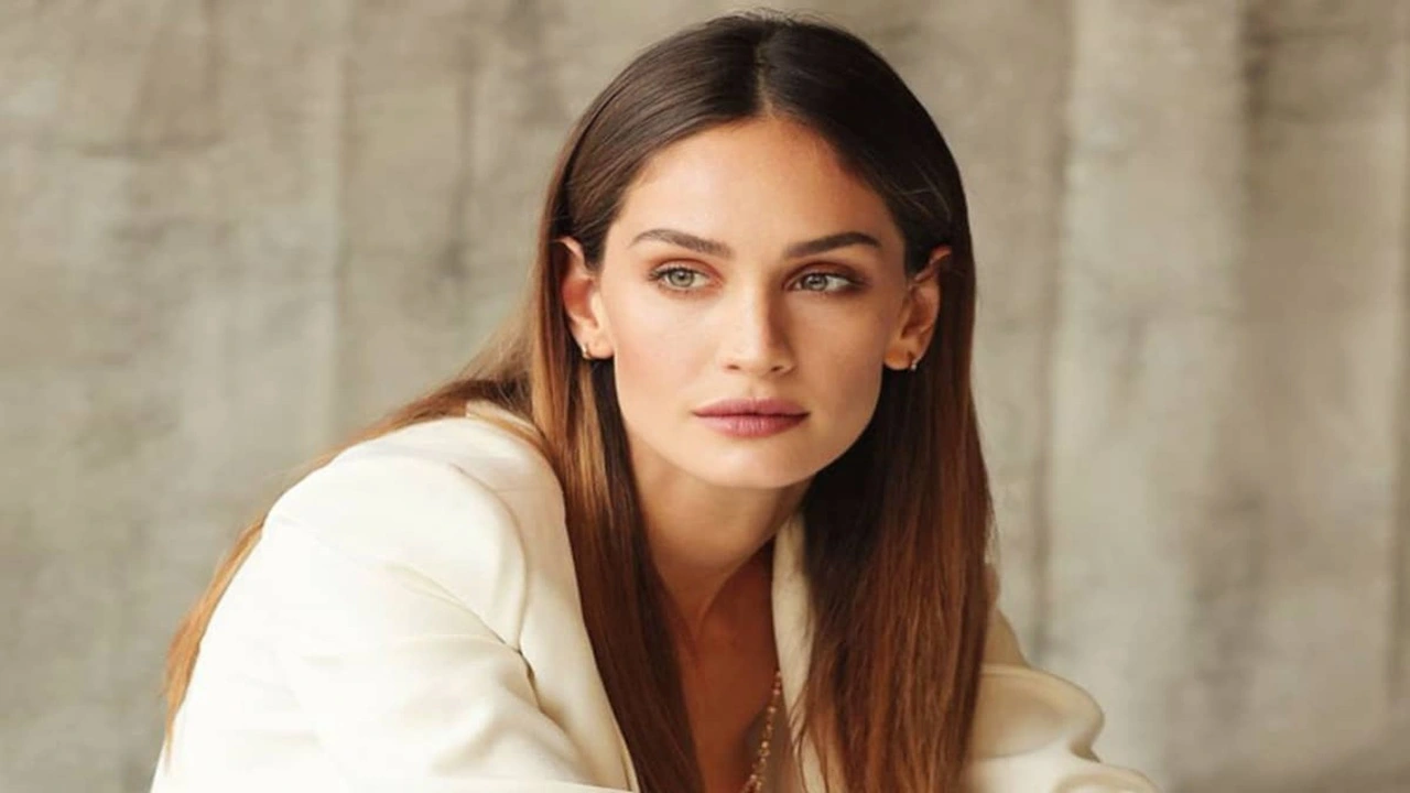 Helena Prestes incinta? La risposta enigmatica di Javier