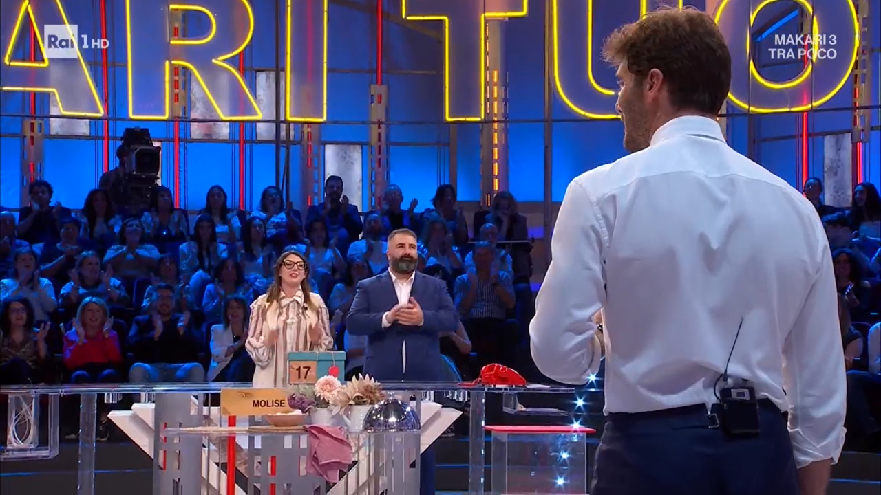 Stefano De Martino, Carmine e Roberta - Affari Tuoi 8 giugno 2025