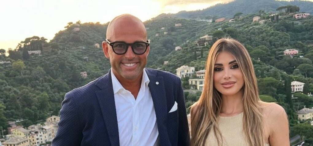 Stefano Bettarini con la nuova compagna