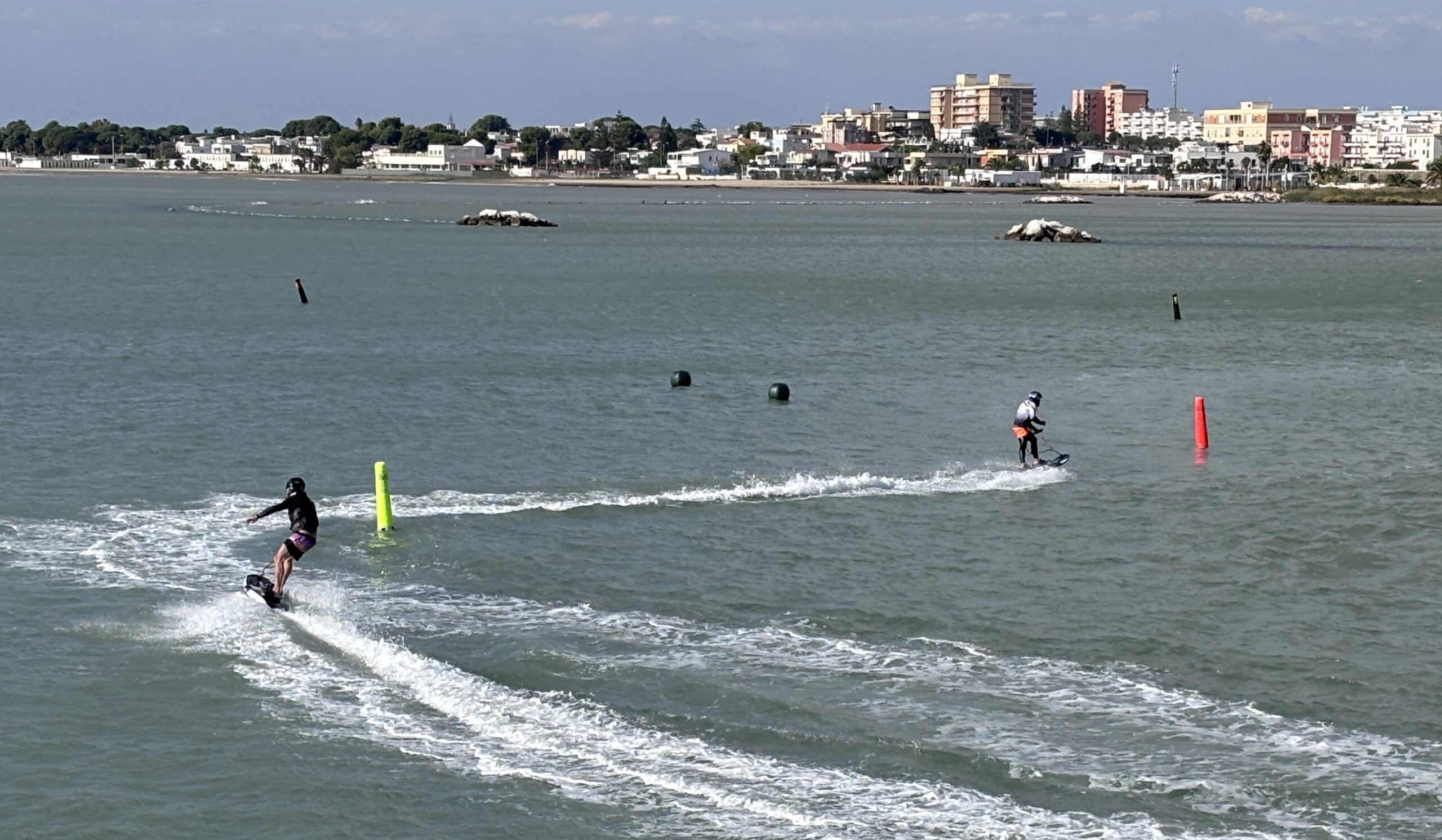 MotoSurf World Championship nel porto turistico Marina del Gargano di Manfredonia. Foto: Popcorn Press