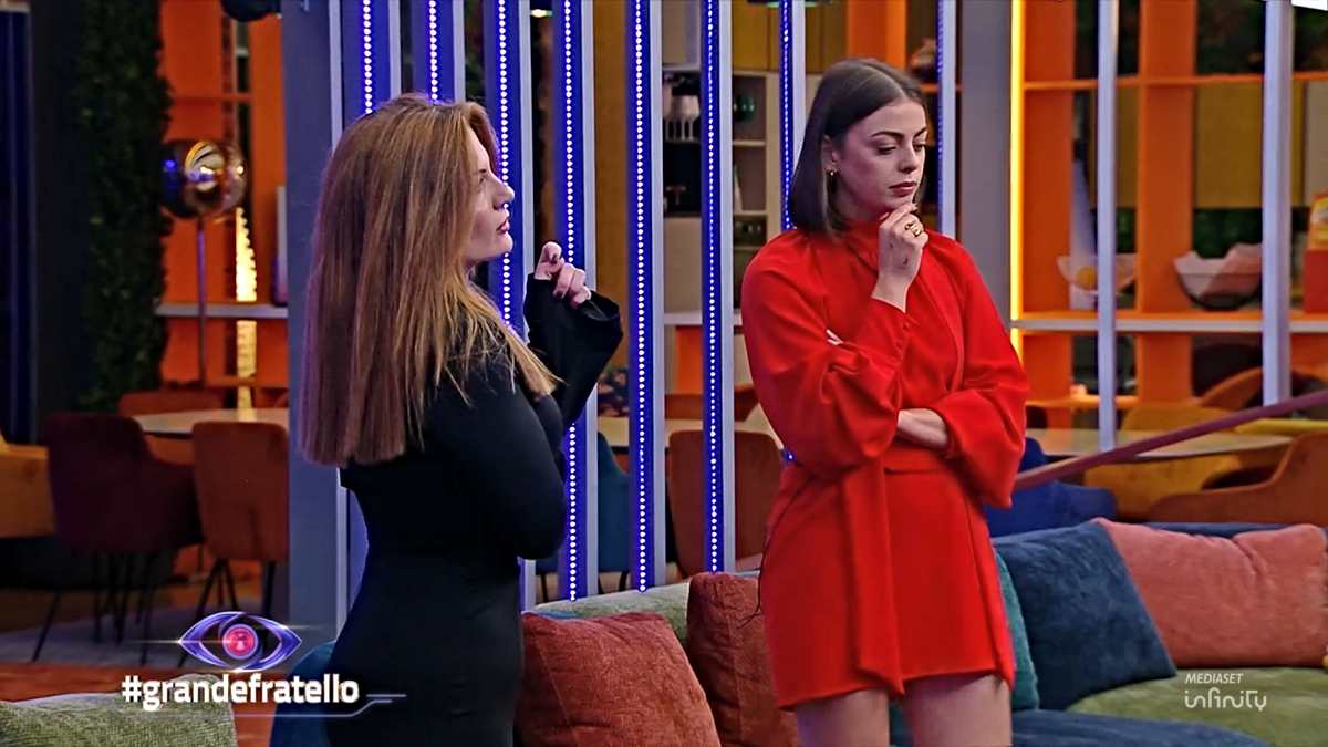 Grande Fratello, l'ex di Domenico attacca ancora Benedetta