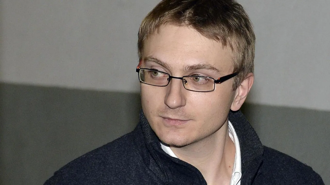 alberto stasi fuori dal carcere ottenuto l8217affidamento in prova da Ilsipontino.net alberto stasi fuori dal carcere ottenuto l8217affidamento in prova