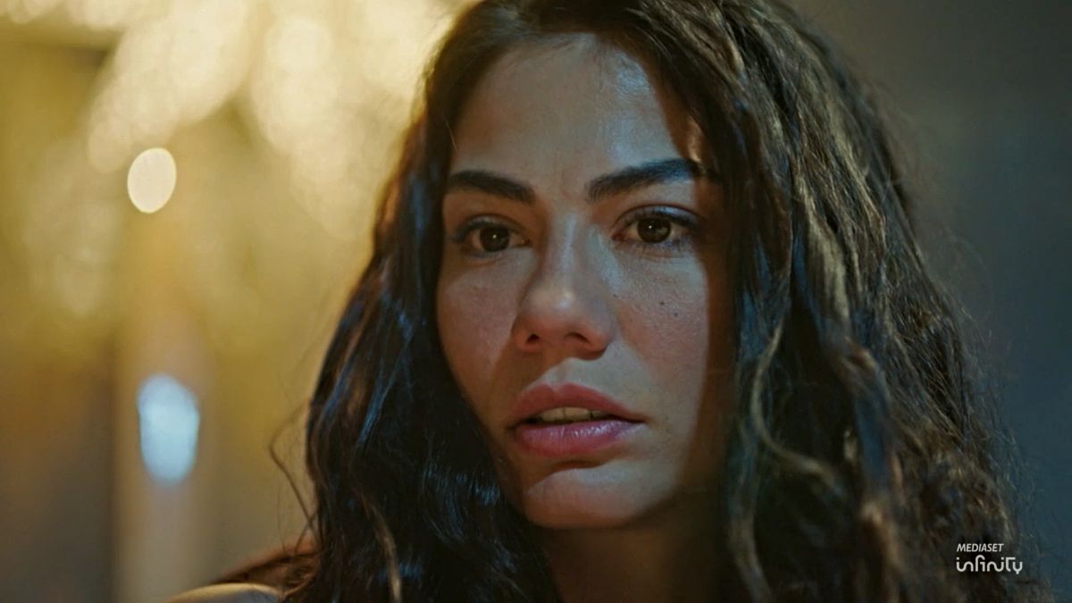 Anticipazioni di Io sono Farah 31 dicembre 2025