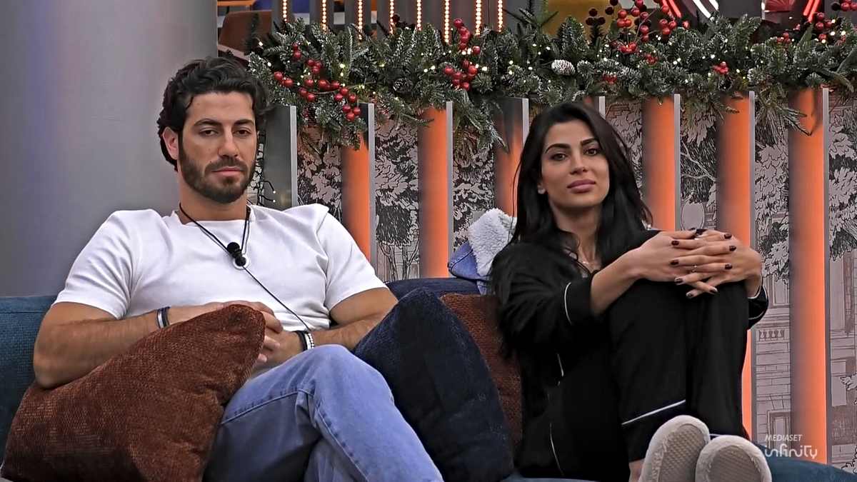 Grande Fratello, le battute di Rasha infastidiscono Omer