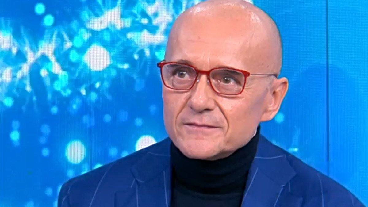 Alfonso Signorini spiega il suo silenzio