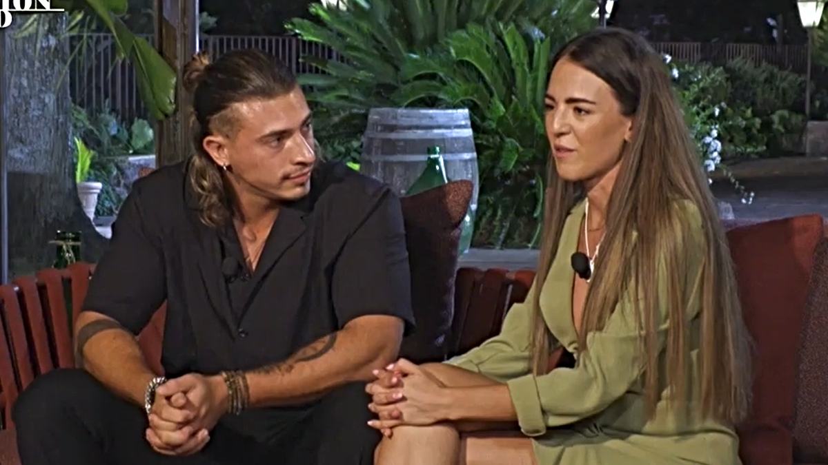 Simone Margagliotti su Sonia Barrile