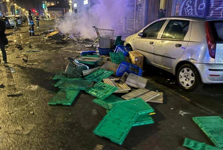 Troupe Rai aggredita a Torino