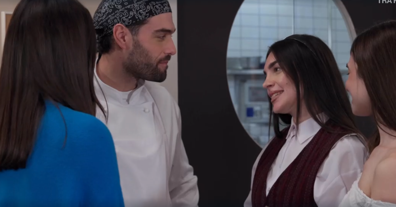 Un Posto al Sole, anticipazioni dal 19 al 23 gennaio 2026 Nunzio conquista i social, Rossella gelosa