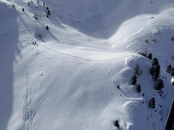 Valanga Valle D'Aosta, morto scialpinista