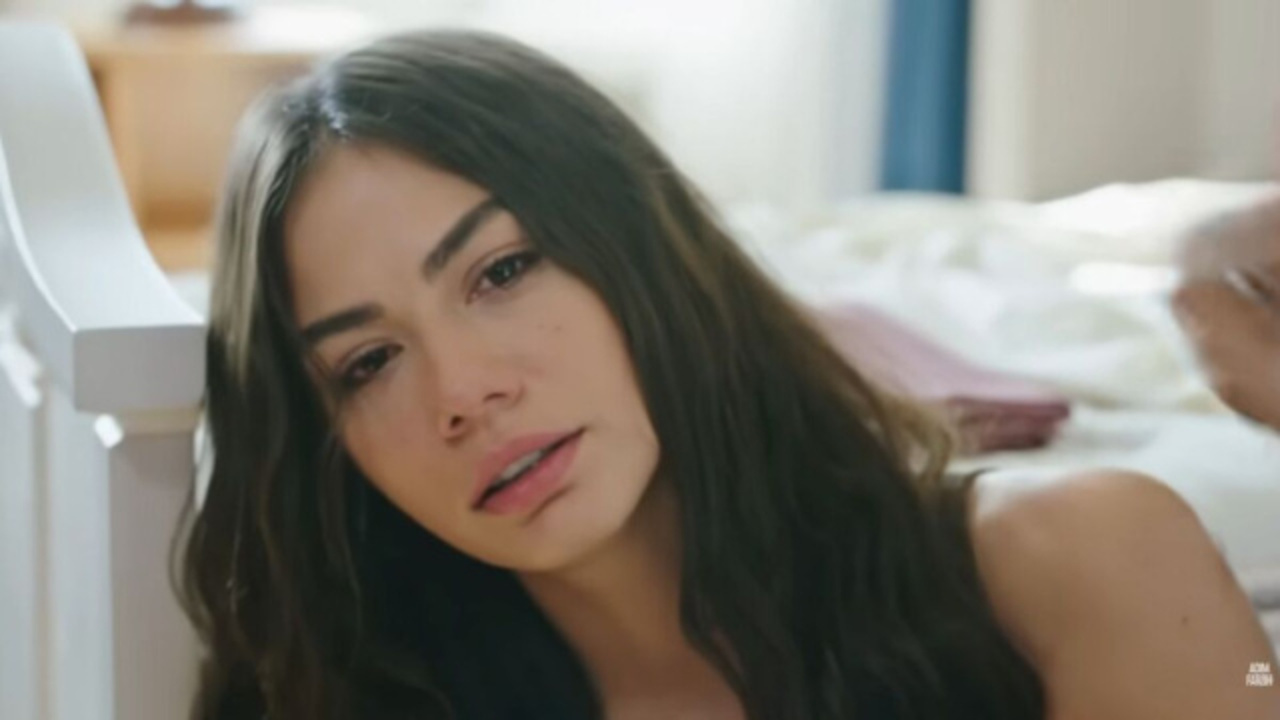 Farah di Io sono Farah (Screen Mediaset Infinity)