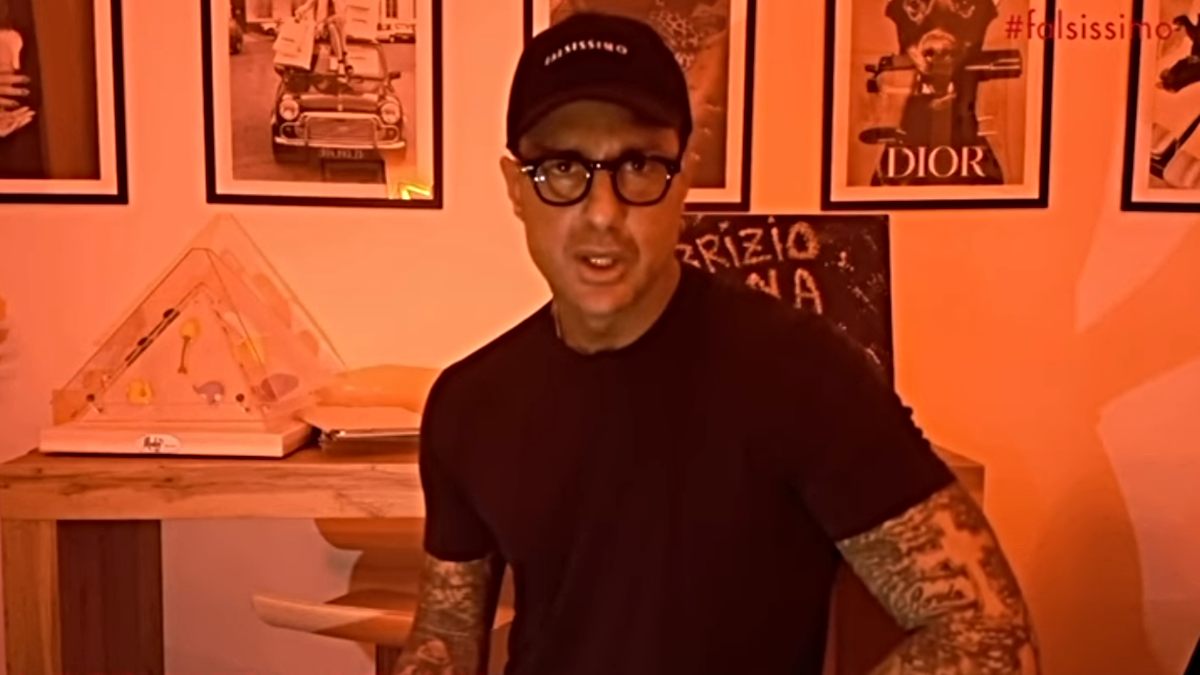 Fabrizio Corona torna all'attacco di Mediaset