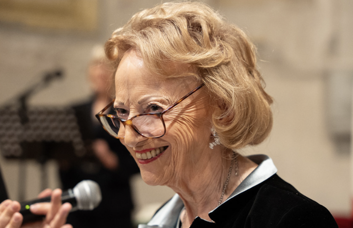 Maria Franca Ferrero durante un evento pubblico, vedova di Michele Ferrero e figura storica della famiglia