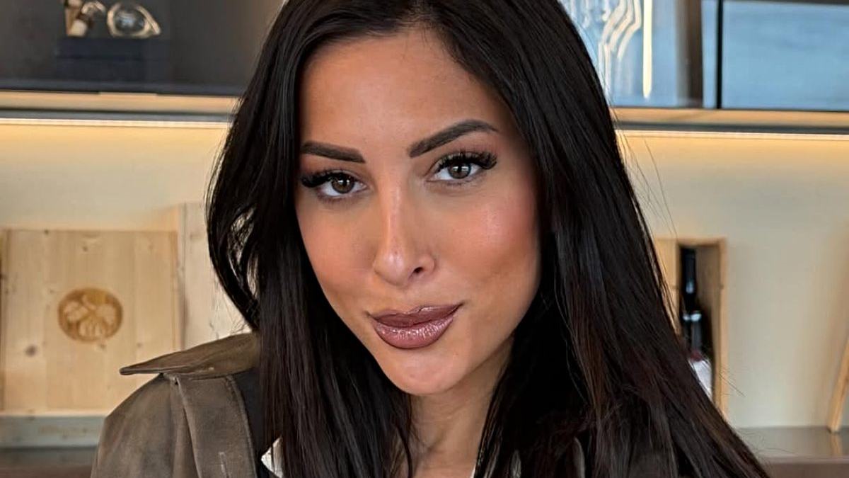 Francesca Sorrentino sulla chirurgia estetica svela