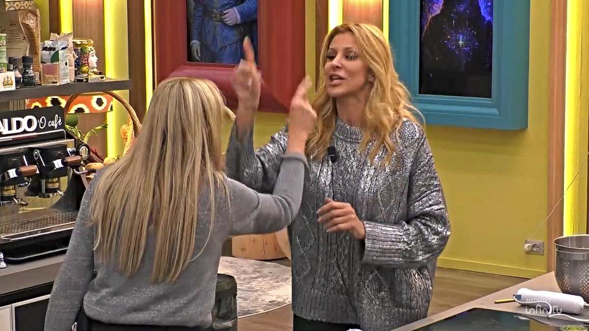 Furiosa lite tra Alessandra Mussolini e Adriana Volpe al GF Vip