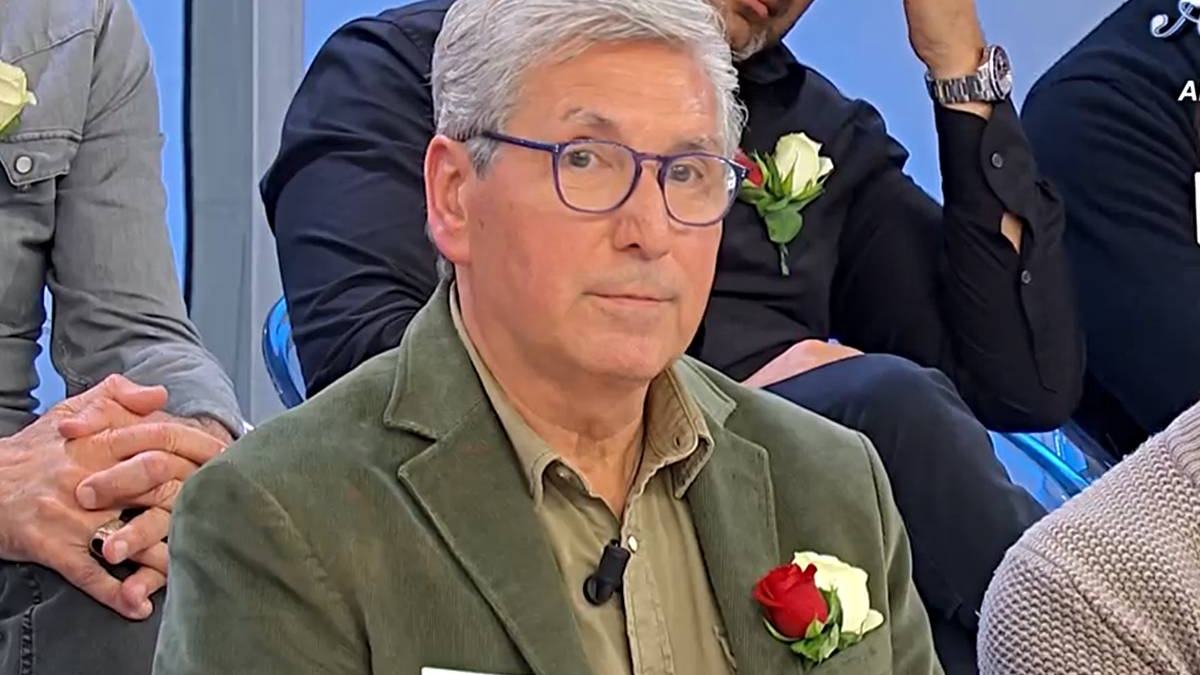 mario lenti nuove rivelazioni dopo uomini e donne cinzia enfatizza gemma mi stava appresso poverina da Ilsipontino.net mario lenti nuove rivelazioni dopo uomini e donne cinzia enfatizza gemma mi stava appresso poverina