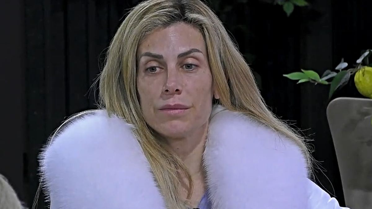 Paola Caruso al veleno con Adriana Volpe al Grande Fratello Vip