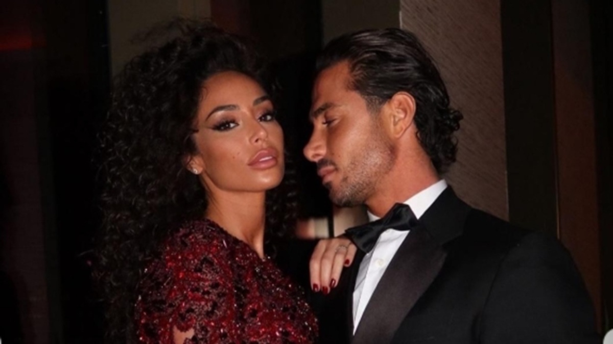 Raffaella Fico e Armando Izzo si sono lasciati Ecco cosa è successo e le indiscrezioni sulla rottura