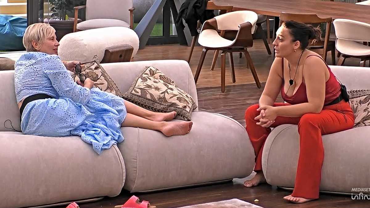 Scontro tra Antonella Elia e Francesca Manzini al GF Vip, il confronto