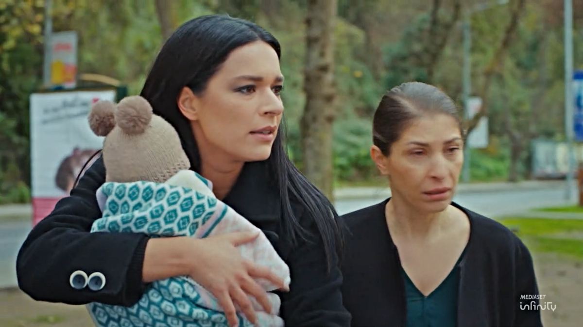 forbidden fruit spoiler 14 aprile 2026 zehra scambia il passeggino di halit can tensione alle stelle da Ilsipontino.net forbidden fruit spoiler 14 aprile 2026 zehra scambia il passeggino di halit can tensione alle stelle