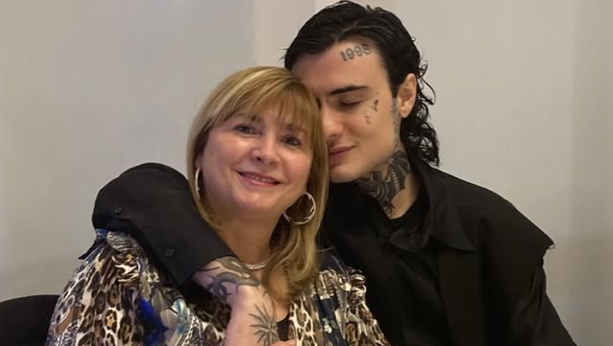 Chi è Rosa, la mamma di Rosa Chemical età, lavoro e il legame che ha cambiato la vita dell’artista