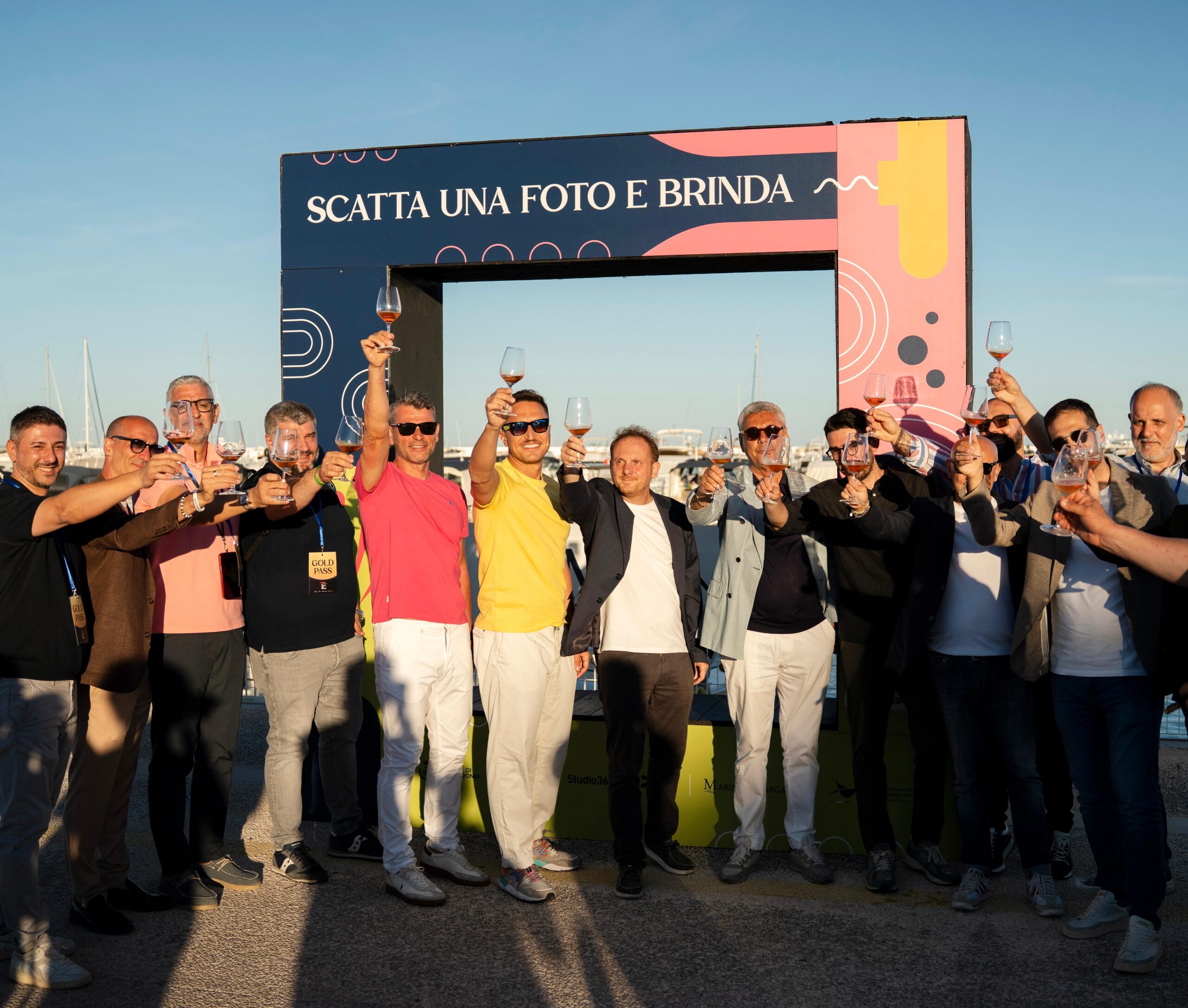 manfredonia da record puglia ros233 trasforma il porto in una capitale del turismo e del rosato da Ilsipontino.net manfredonia da record puglia ros233 trasforma il porto in una capitale del turismo e del rosato