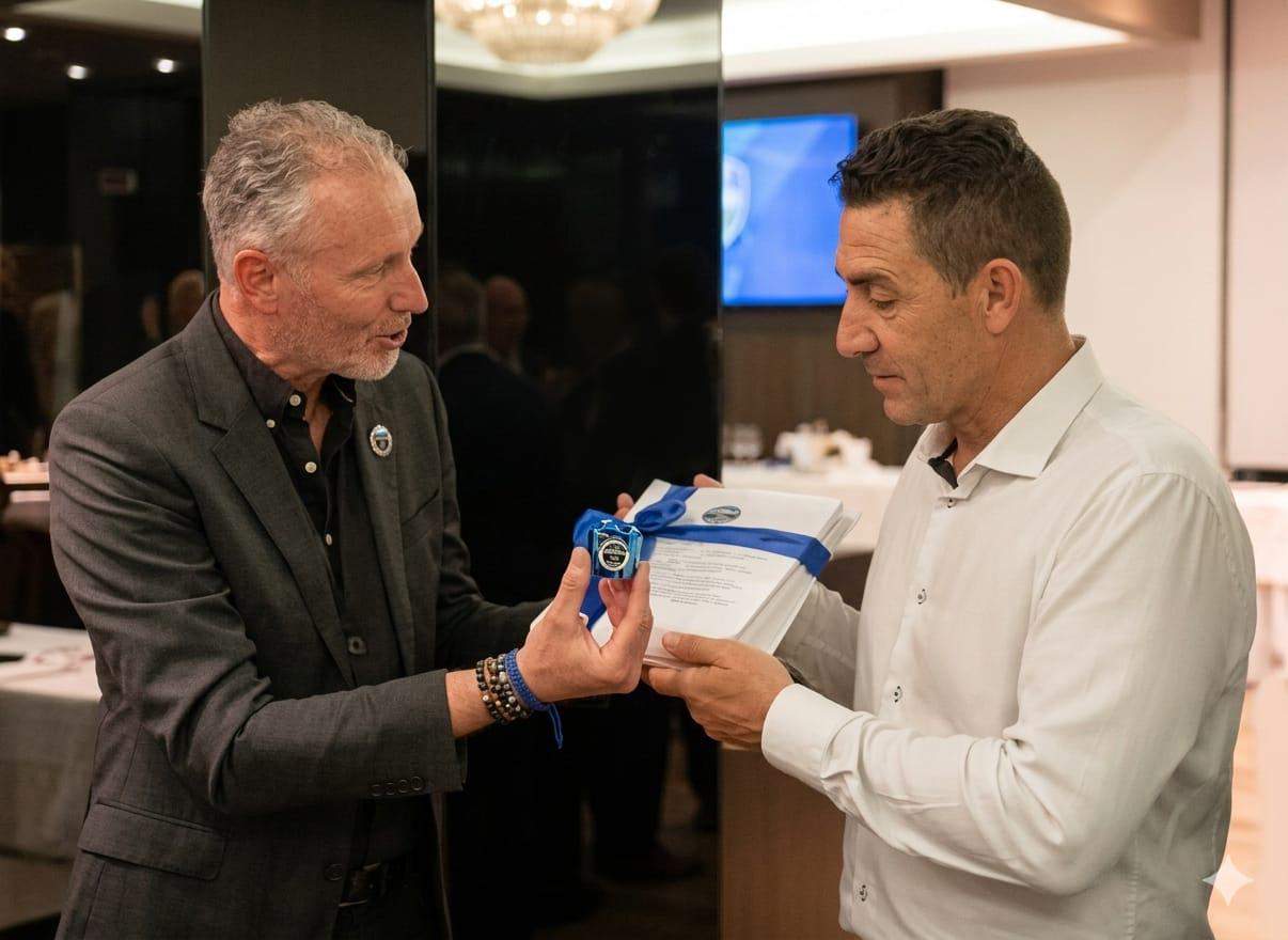 massimo russo futuro nazionale consegnate al gen vannacci le prime 2000 firme per il no alla moschea da Ilsipontino.net massimo russo futuro nazionale consegnate al gen vannacci le prime 2000 firme per il no alla moschea