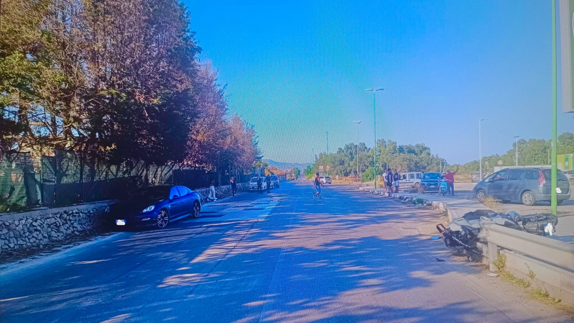 incidente a manfredonia sud scontro tra moto e porsche due feriti da Ilsipontino.net incidente a manfredonia sud scontro tra moto e porsche due feriti