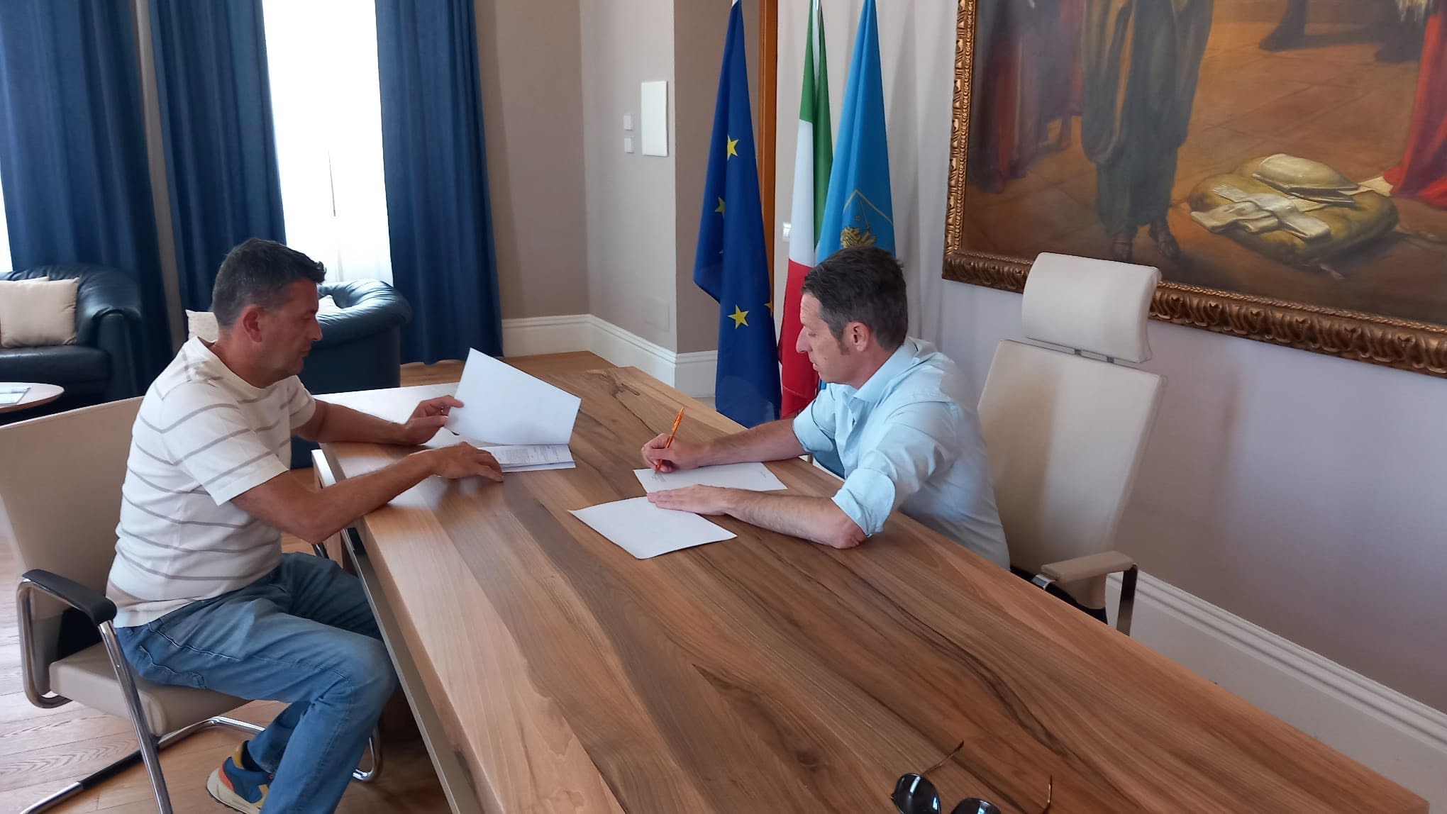 vieste nobiletti nomina come assessore alessandro del zompo da Ilsipontino.net vieste nobiletti nomina come assessore alessandro del zompo