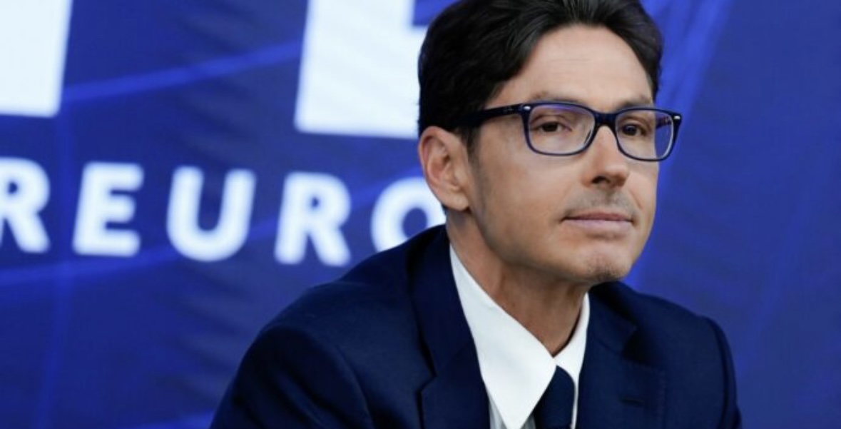 pier silvio berlusconi coinvolto in un grave incidente stradale illeso grazie ad airbag e cinture di sicurezza da Ilsipontino.net pier silvio berlusconi coinvolto in un grave incidente stradale illeso grazie ad airbag e cinture di sicurezza