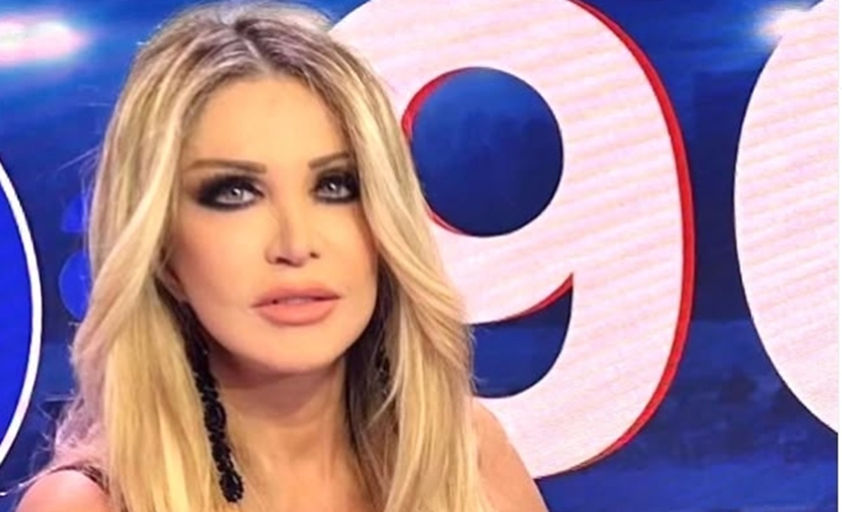 Mondiali 2026, Paola Ferrari travolta dagli insulti la verità sul suo volto e la malattia che ha affrontato in silenzio