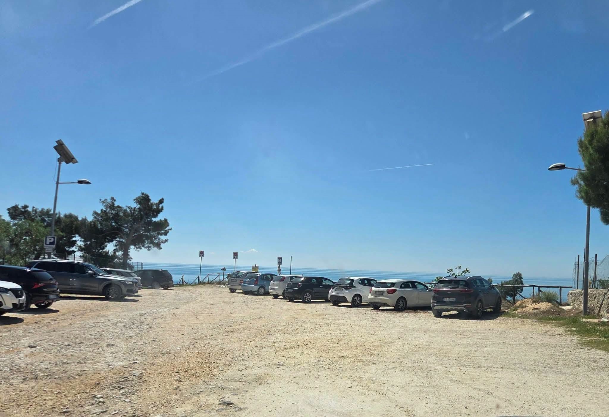 monte sant8217angelo 232 gratuito il parcheggio della spiaggia di chiancamasitto da Ilsipontino.net monte sant8217angelo 232 gratuito il parcheggio della spiaggia di chiancamasitto