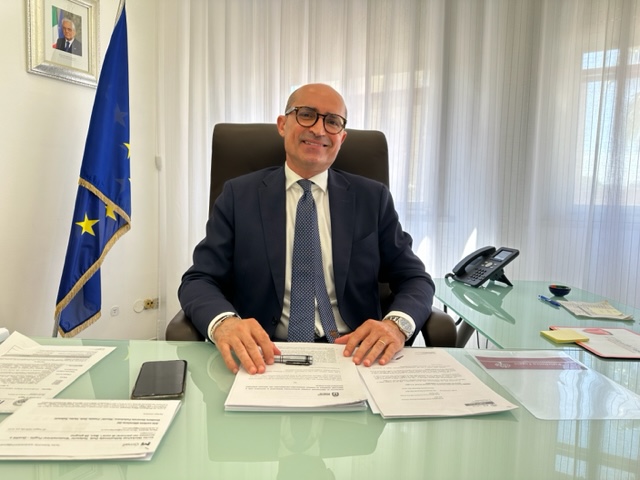 il dott yanko tedeschi si insedia come direttore generale del policlinico foggia spirito di servizio e senso di responsabilit224 da Ilsipontino.net il dott yanko tedeschi si insedia come direttore generale del policlinico foggia spirito di servizio e senso di responsabilit224