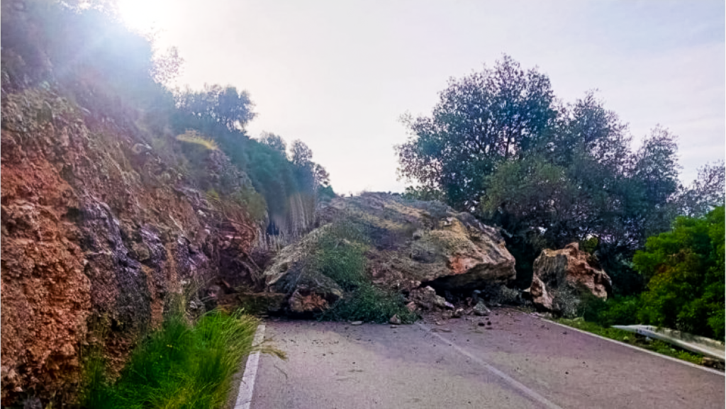 ss89 mattinata vieste definito l8217accordo tra regione anas e demanio statale per la messa in sicurezza del costone e la riapertura della strada da Ilsipontino.net ss89 mattinata vieste definito l8217accordo tra regione anas e demanio statale per la messa in sicurezza del costone e la riapertura della strada
