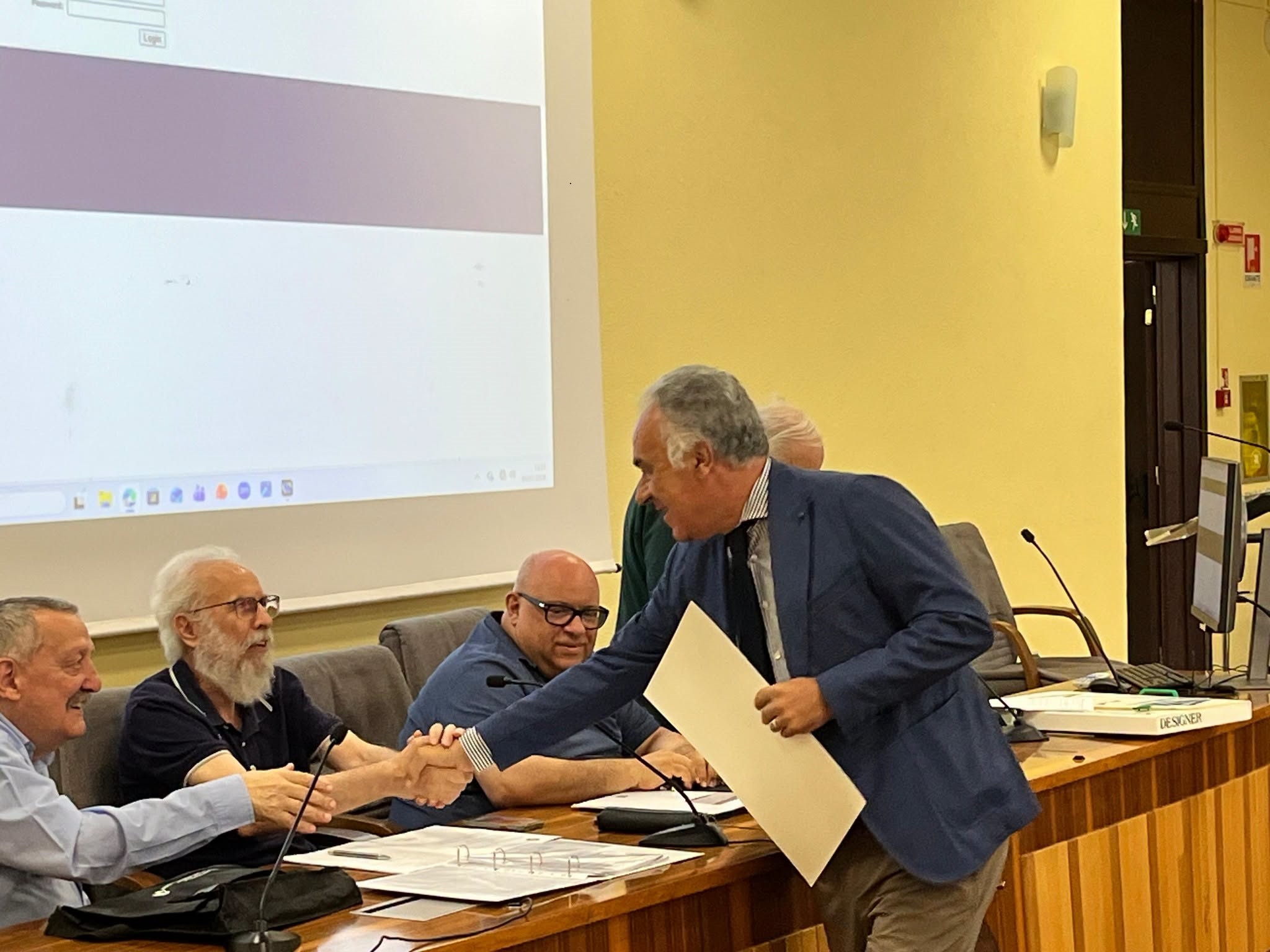 storia patria si rafforza la presenza manfredoniana anche l8217arch antonello d8217ardes tra i soci ordinari da Ilsipontino.net storia patria si rafforza la presenza manfredoniana anche l8217arch antonello d8217ardes tra i soci ordinari