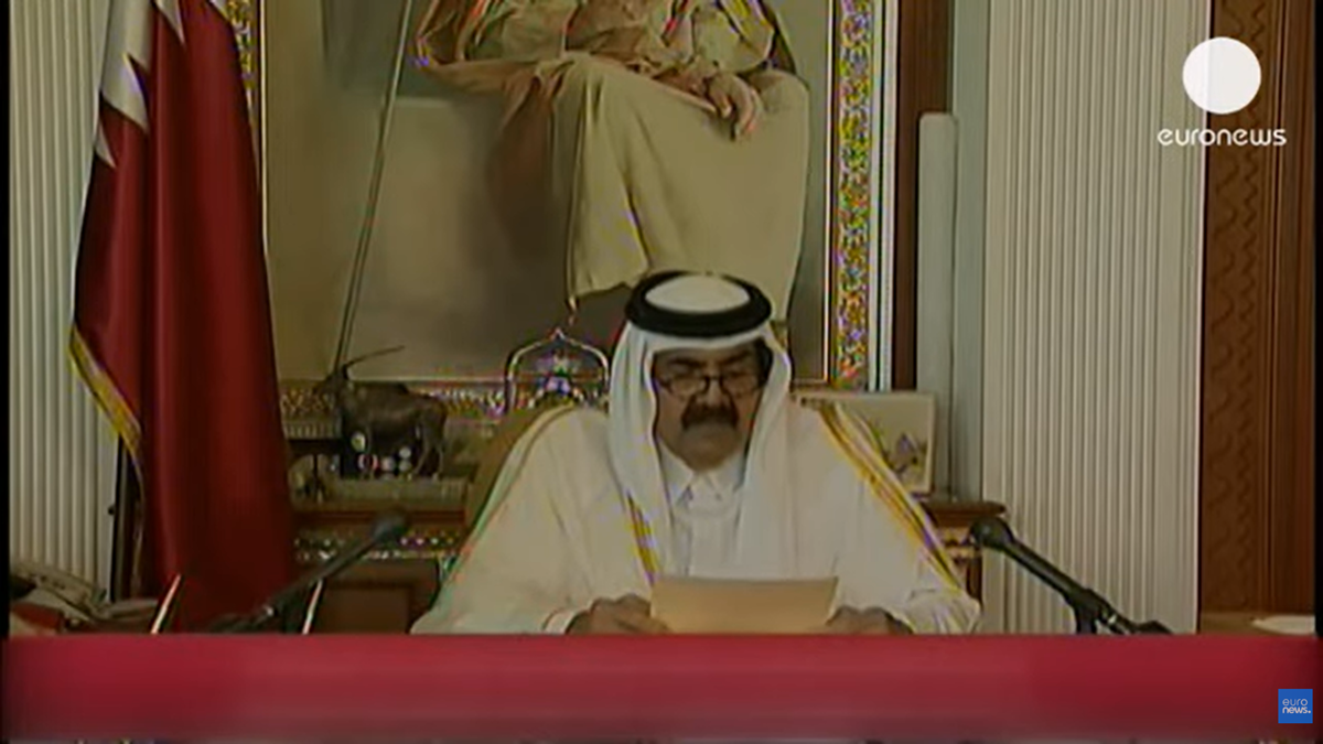 Hamad bin Khalifa Al Thani, chi era l’ex emiro del Qatar morto a 74 anni lascia 3 mogli e 24 figli